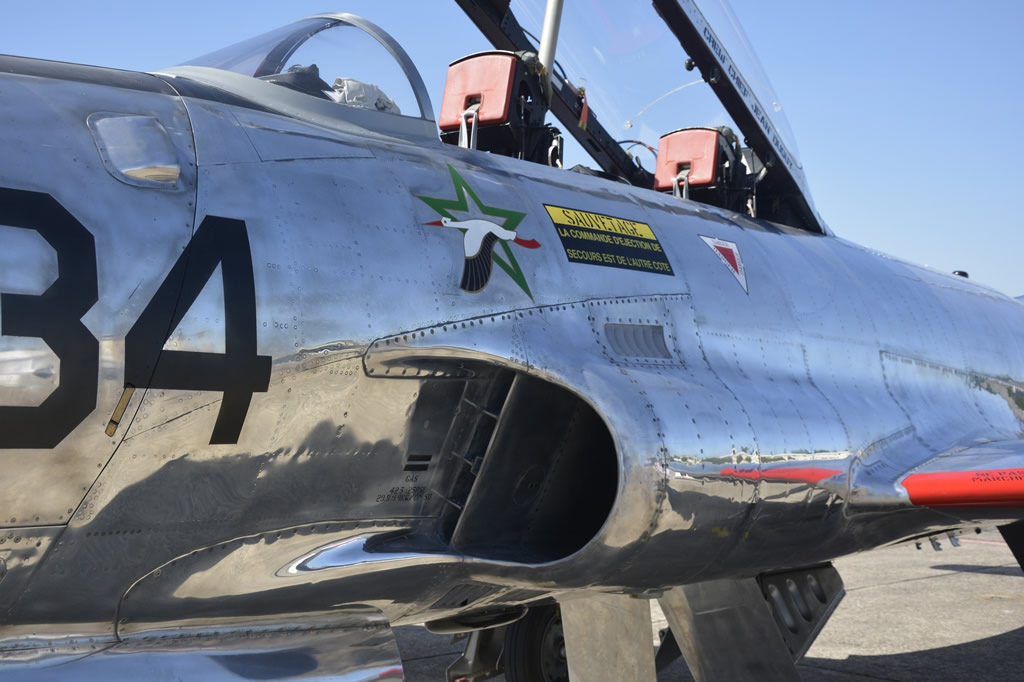 Cockpit area of the Canadair CT-133 Silver Star, F-AYMD, at Châteauroux Déols, France, in 2019 Cockpit area of the Canadair CT-133 Silver Star, F-AYMD, at Châteauroux Déols, France, in 2019
